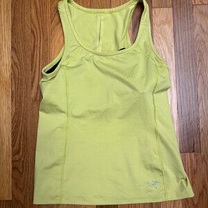 Arcteryx yellow athletic tank with built in bra